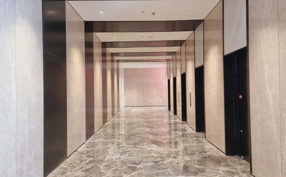 Glas - Elevator Lobby (3)